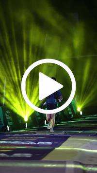 BIB:  <button type="button" onclick="openModal(26949929)" class="btn btn-primary btn-sm float-right" data-toggle="modal" data-target=".modal-high-quality">
                <i class="fa fa-download"></i> Download
                </button>